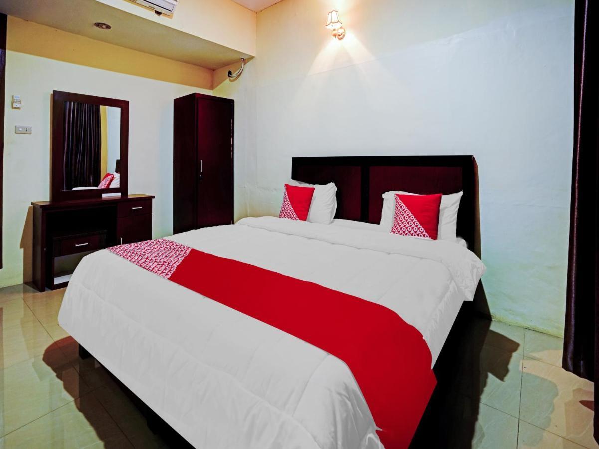 Oyo 90331 Hotel Toba Shanda Parapat Exterior photo